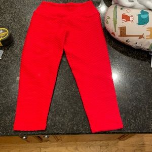 Red crop Booty leggings